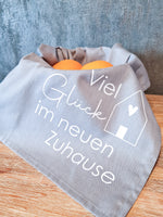 Lade das Bild in den Galerie-Viewer, Geschirrspültuch mit Kochlöffel/ Geschenk zum Einzug/ Einweihungsgeschenk
