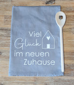 Lade das Bild in den Galerie-Viewer, Geschirrspültuch mit Kochlöffel/ Geschenk zum Einzug/ Einweihungsgeschenk
