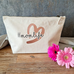 Lade das Bild in den Galerie-Viewer, Kosmetiktasche &quot;Momlife&quot;
