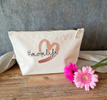 Lade das Bild in den Galerie-Viewer, Kosmetiktasche &quot;Momlife&quot;
