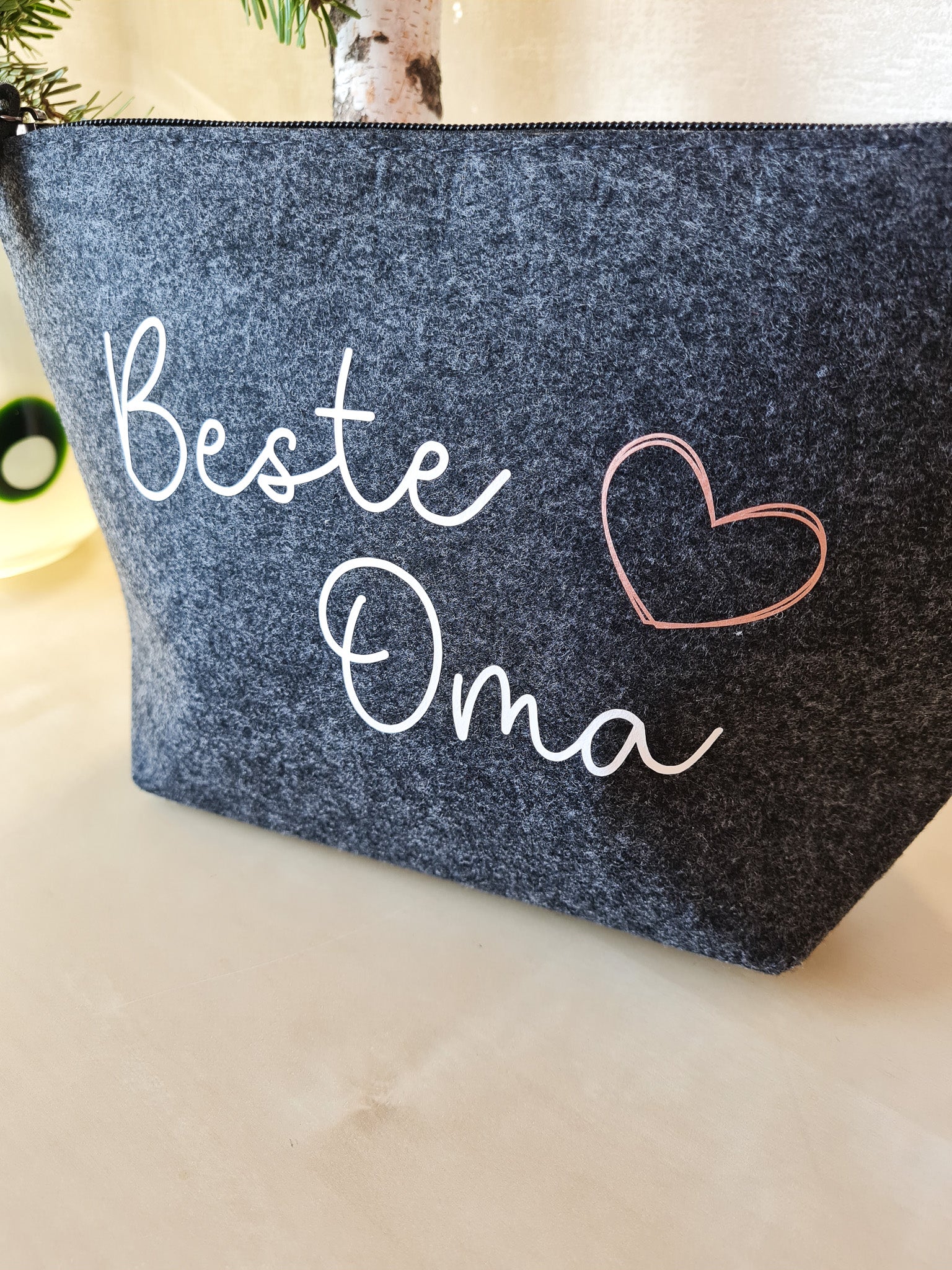 Kosmetiktasche aus Filz "Beste Oma"