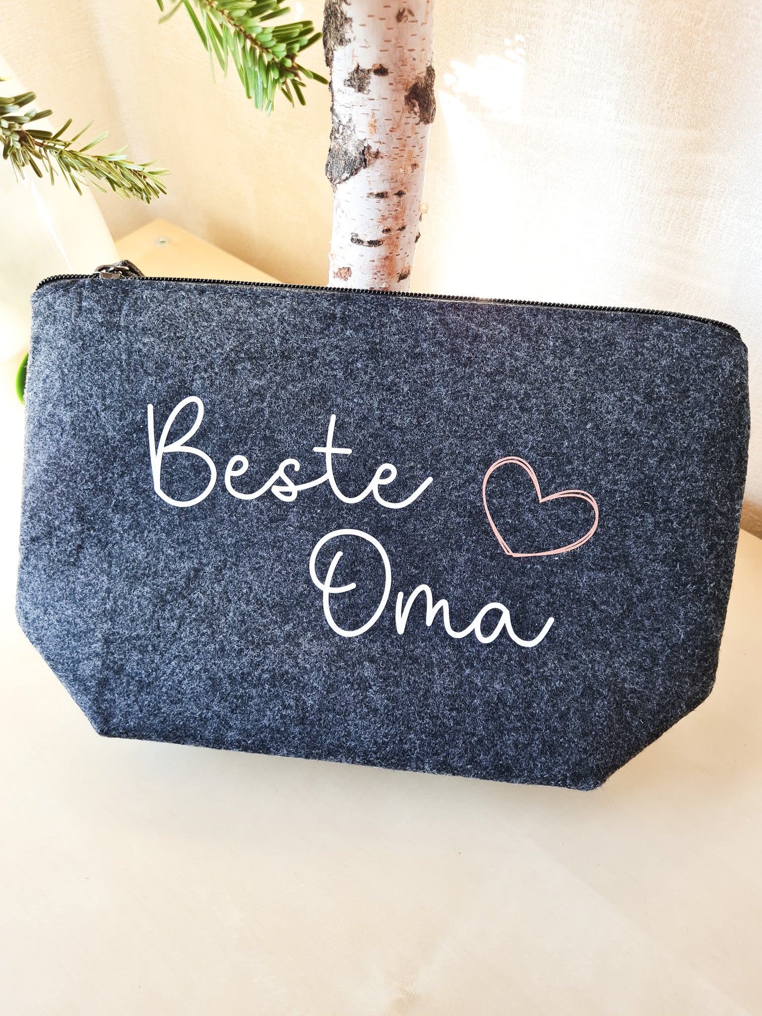 Kosmetiktasche aus Filz "Beste Oma"