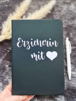 Lade das Bild in den Galerie-Viewer, Personalisiertes Notizbuch für Erzieherin/Lehrerin mit Herz-liniert
